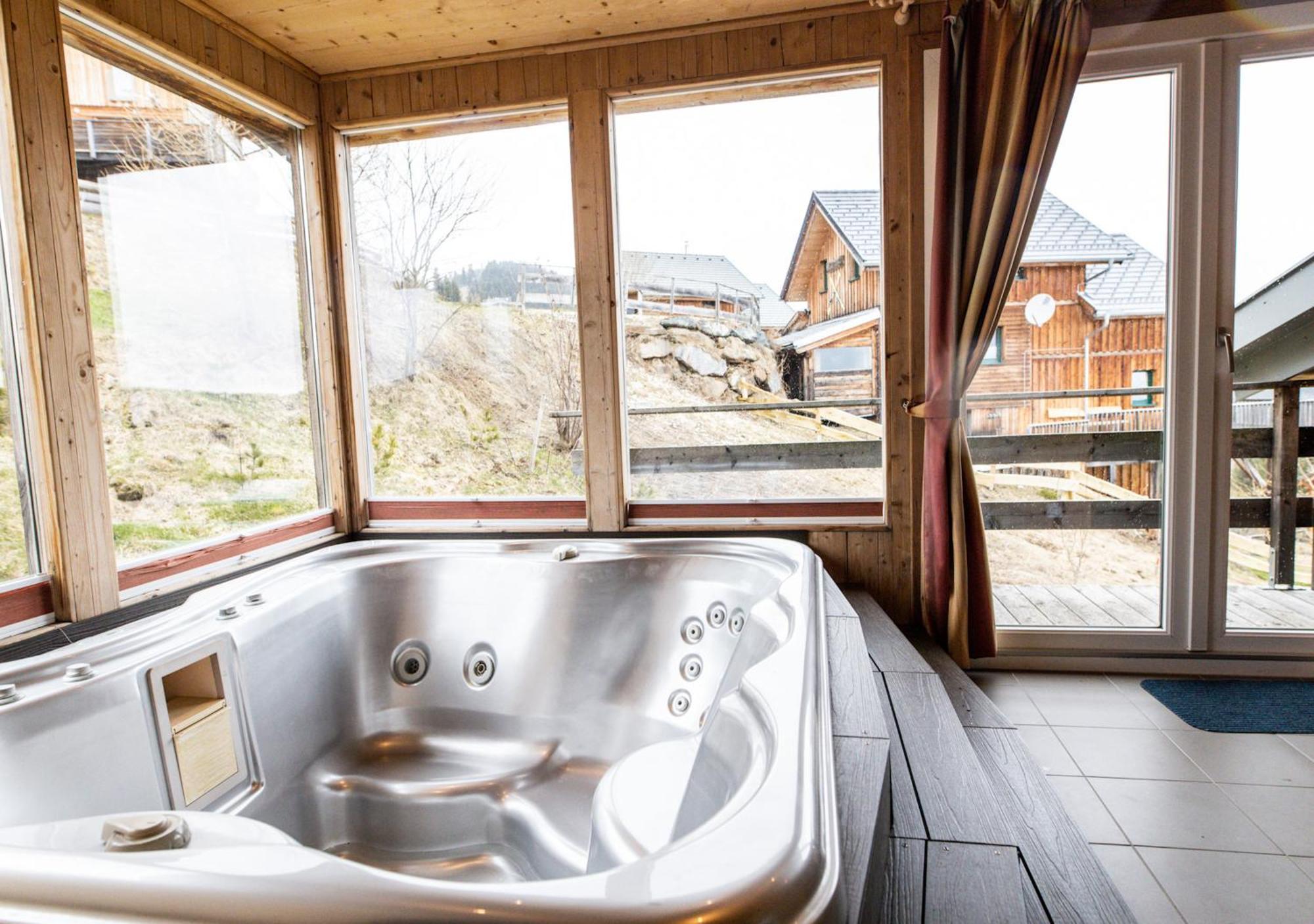 1A Chalet '4 Jahreszeiten' Ski Fahren Und Jacuzzi Mit Aussicht! Bad Sankt Leonhard im Lavanttal Exteriör bild